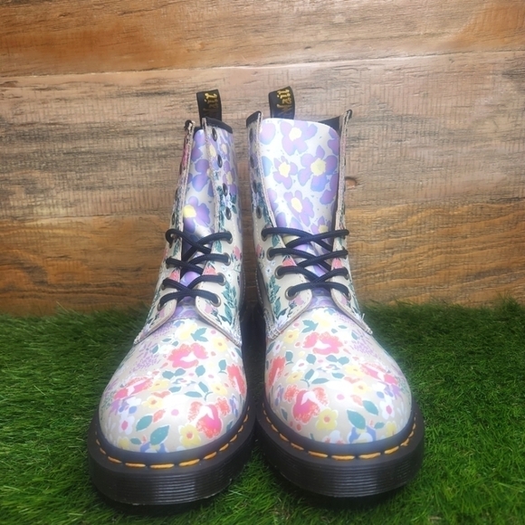 Host Pick 🎉 New Dr. Martens 1460 8-Eye Boot - Parchment / Floral Mashup - Picture 8 of 13